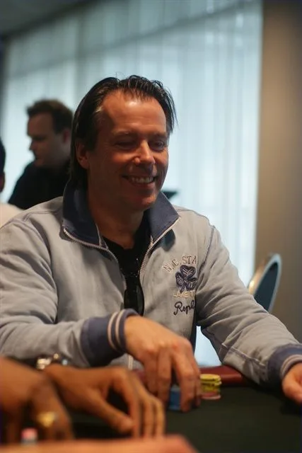 © 2026 Pokercity | Ron Schut | 2010/04 - Rotterdam Easter Series of Poker - 500 eu NLHE F.O. Ron Schut | 2010/04 - Rotterdam Easter Series of Poker - 500 eu NLHE F.O.