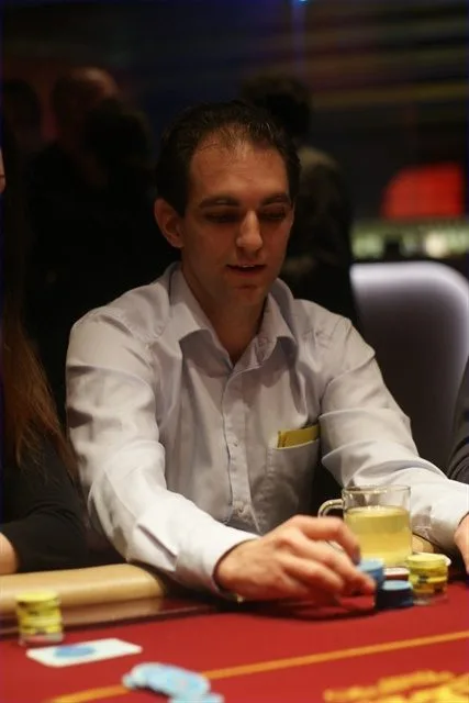 Vincent van der Sanden | 2010/04 - Rotterdam Easter Series of Poker - 500 eu NLHE F.O.