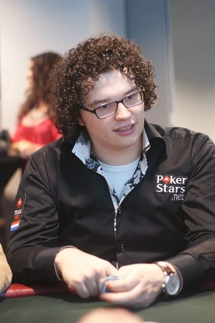 Joep van den Bijgaart | 2010/04 - Rotterdam Easter Series of Poker - 1000 eu Main Event HE F.O.