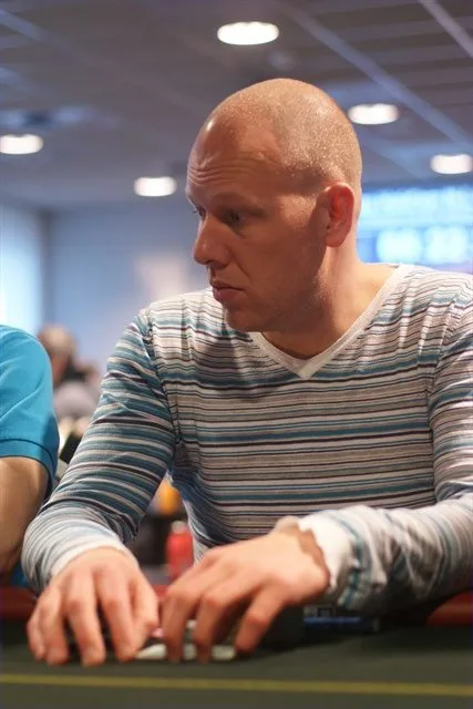Zodiac | 2010/04 - Rotterdam Easter Series of Poker - 1000 eu Main Event HE F.O.