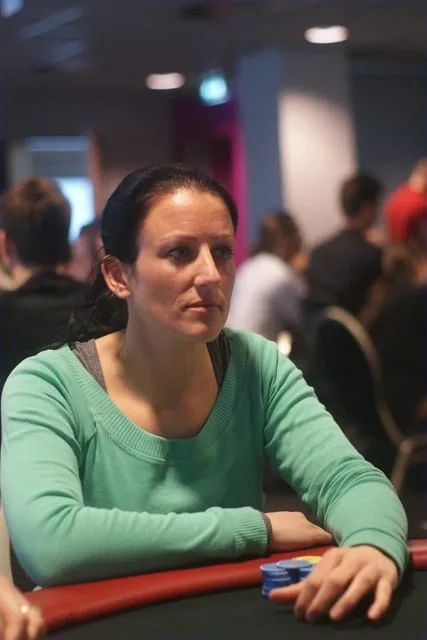 Kleine baas | 2010/04 - Rotterdam Easter Series of Poker - 300 eu NLHE F.O.