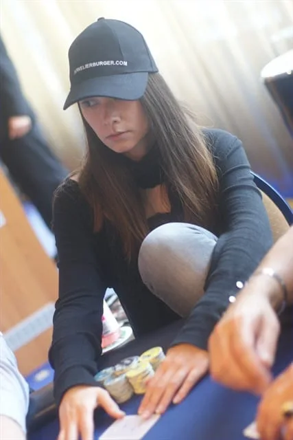 Denise Bosman | 2010/05 - North Sea Poker Classics - 300 eu NL HE FO
