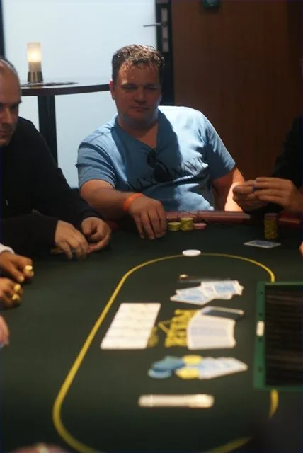 2010/10 - Light Town Poker Tournament - 500 eu NLHE F.O. Main Event