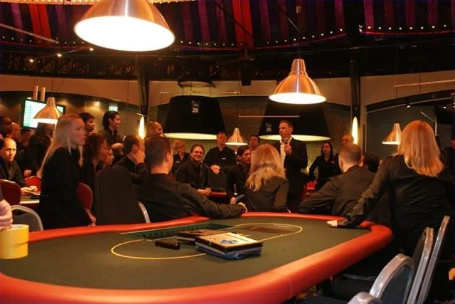 Klaar voor de start | 2010/11 - Master Classics of Poker - 01 - 1500 eu NLHE FO