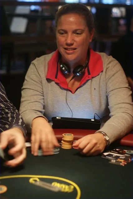 © 2026 Pokercity | Wendy van Veenendaal | 2010/11 - Master Classics of Poker - 01 - 1500 eu NLHE FO Wendy van Veenendaal | 2010/11 - Master Classics of Poker - 01 - 1500 eu NLHE FO