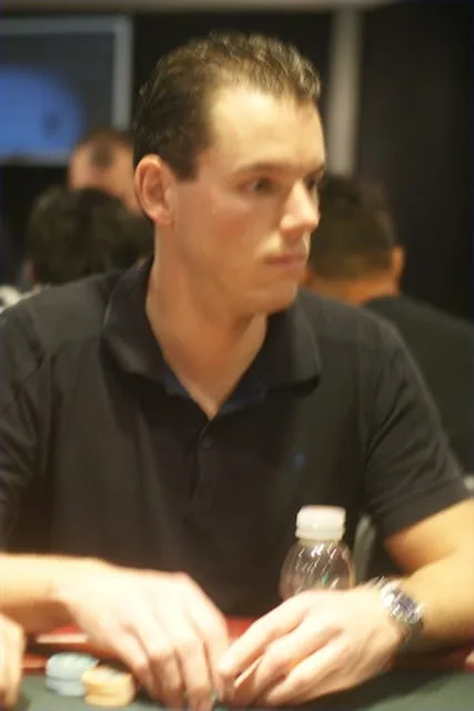 © 2026 Pokercity | Hugo Kikkert | 2010/11 - Master Classics of Poker - 01 - 1500 eu NLHE FO Hugo Kikkert | 2010/11 - Master Classics of Poker - 01 - 1500 eu NLHE FO