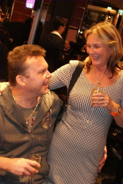 De winnaar en zijn vrouw | 2010/11 - Master Classics of Poker - 01 - 1500 eu NLHE FO