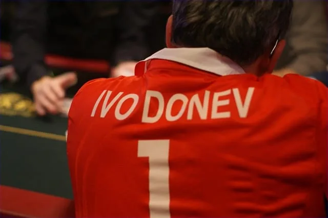 De naam is Ivo Donev | 2010/11 - Master Classics of Poker - 02 - 800 eu Bounty NLHE