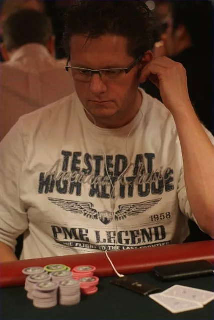 Danny van Sijp | 2010/11 - Master Classics of Poker - 04 - 6000 eu MAIN EVENT