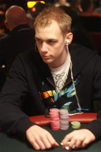Stephen Chidwick | 2010/11 - Master Classics of Poker - 04 - 6000 eu MAIN EVENT