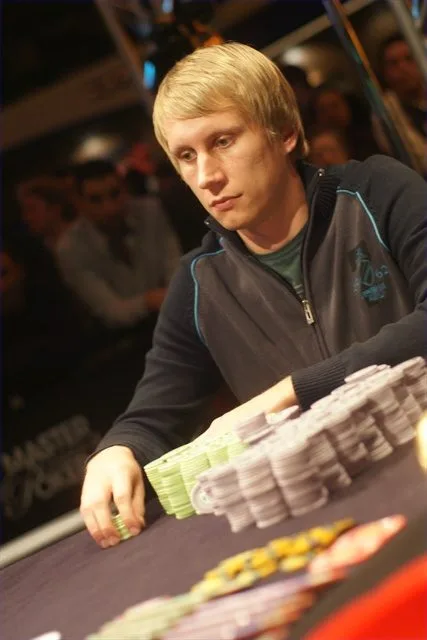 Ville Haavisto heads up | 2010/11 - Master Classics of Poker - 04 - 6000 eu MAIN EVENT