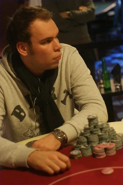 Simon Berntsen | 2010/11 - Breda Series of Poker - 300 eu NLHE FO