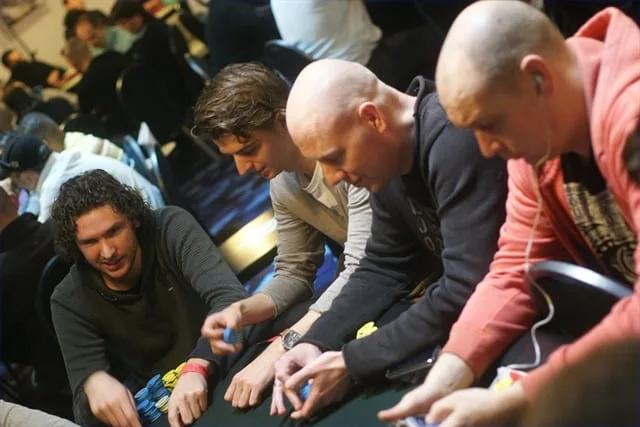 Kale mannen vs lang haar | 2010/11 - Breda Series of Poker - 1000 eu NLFO Main Event