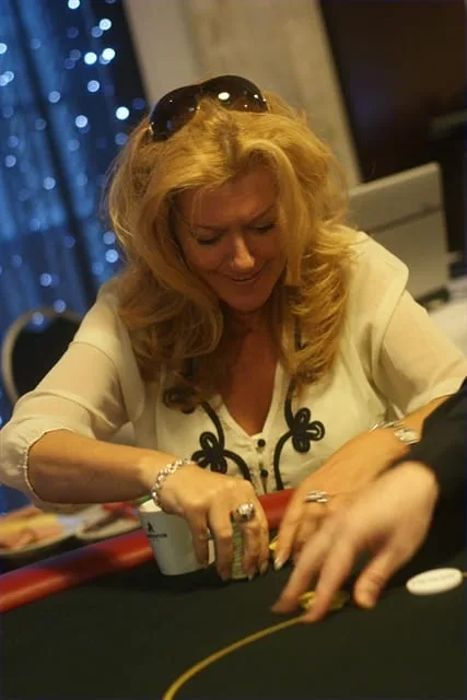 Lina Zwang | 2010/11 - Breda Series of Poker - 1000 eu NLFO Main Event