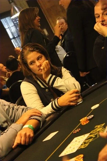 Ryanne van der Wiele | 2011/10 - Breda Series of Poker - 500 eu NLHE FO