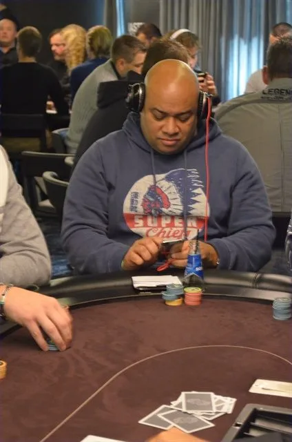 Clyde Terlaan | 2011/11 - Master Classics of Poker - 01 - 1.500 eu NLHE FO