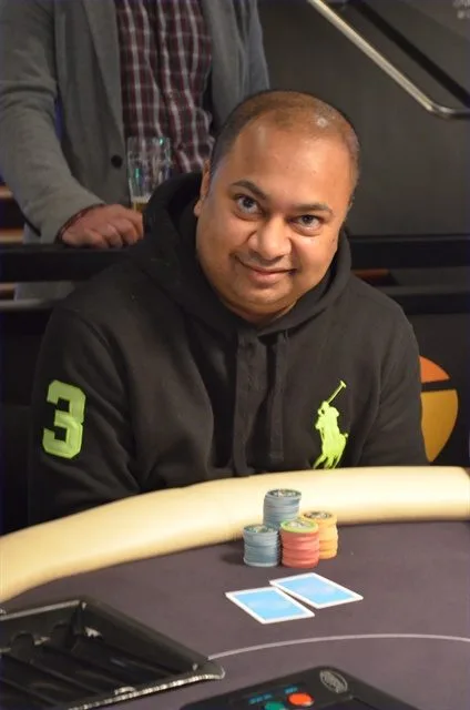 Steven Razab Sekh | 2011/11 - Master Classics of Poker - 01 - 1.500 eu NLHE FO
