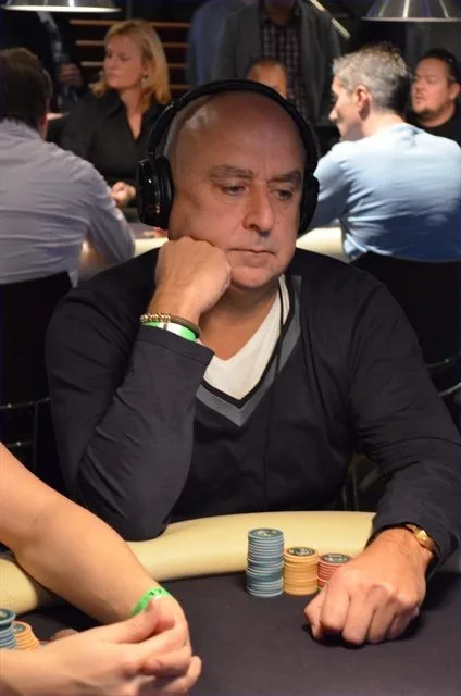Berney Frankfort | 2011/11 - Master Classics of Poker - 01 - 1.500 eu NLHE FO