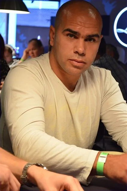 2011/11 - Master Classics of Poker - 01 - 1.500 eu NLHE FO