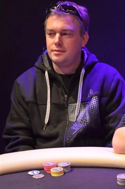 © 2026 Pokercity | Brent de Bruin | 2011/11 - Master Classics of Poker - 03 - 800 eu NLHE FO Brent de Bruin | 2011/11 - Master Classics of Poker - 03 - 800 eu NLHE FO