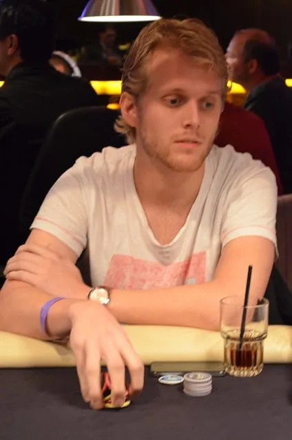 Sven Snoek | 2011/11 - Master Classics of Poker - 03 - 800 eu NLHE FO