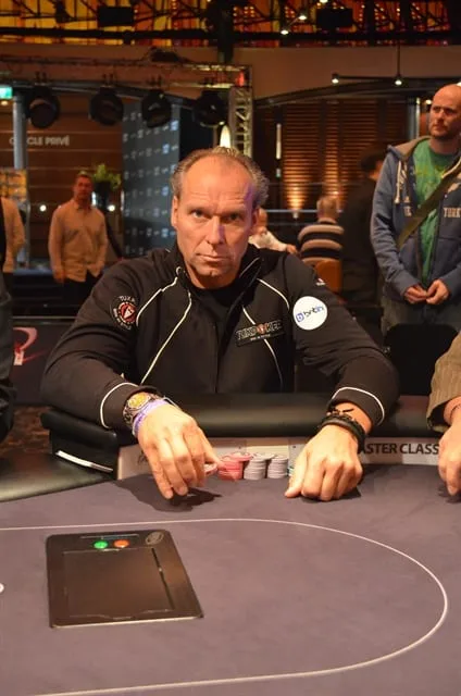 Marcel van Heusden | 2011/11 - Master Classics of Poker - 03 - 800 eu NLHE FO
