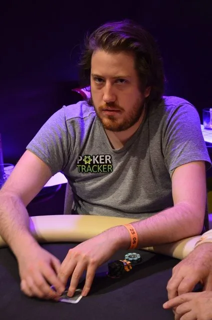 NULL | 2011/11 - Master Classics of Poker - 04 - 10.000 High Roller