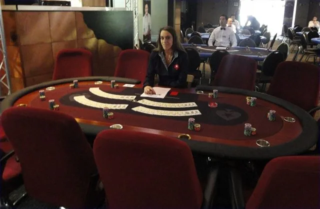 tafel BPS | 2011/04 - Belgian Poker Series Namur - BPS Namur Main Event