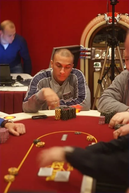 Micha Hoedemaker | 2011/01 - Dom Classics - 400eu Bounty