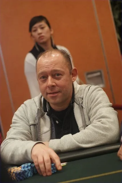 Harald Dalderop | 2011/01 - Dom Classics - 700eu NLHE FO