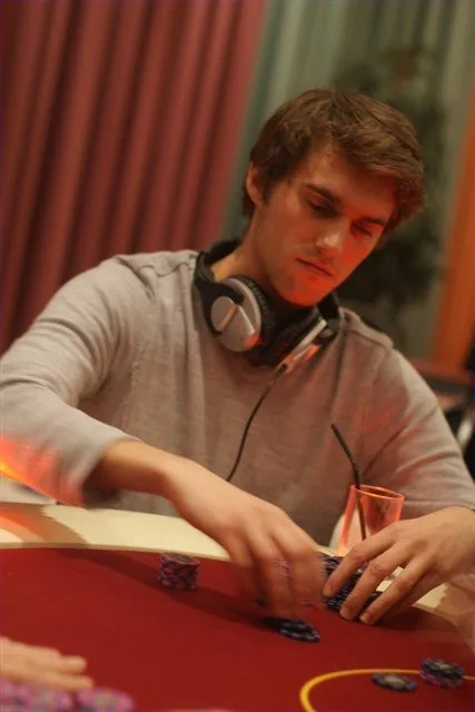 Arnoud van der Werf | 2011/01 - Dom Classics - 700eu NLHE FO