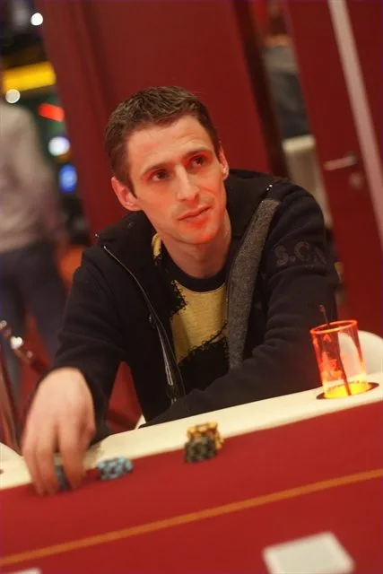 Joost Oosterink | 2011/01 - Dom Classics - 500eu NLHE FO