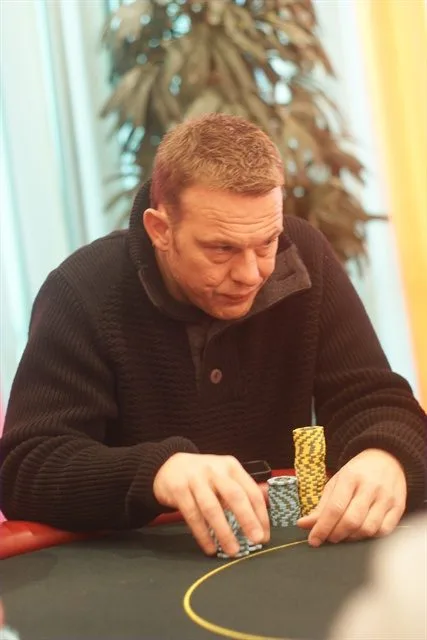 Thierry van de Berg | 2011/01 - Dom Classics - 500eu NLHE FO