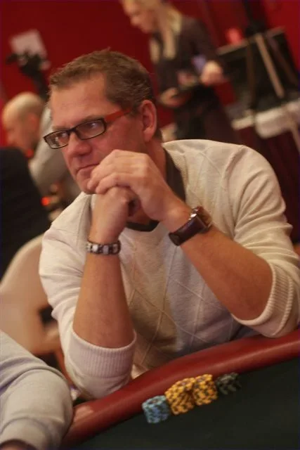 Erik vd Burg | 2011/01 - Dom Classics - 500eu NLHE FO