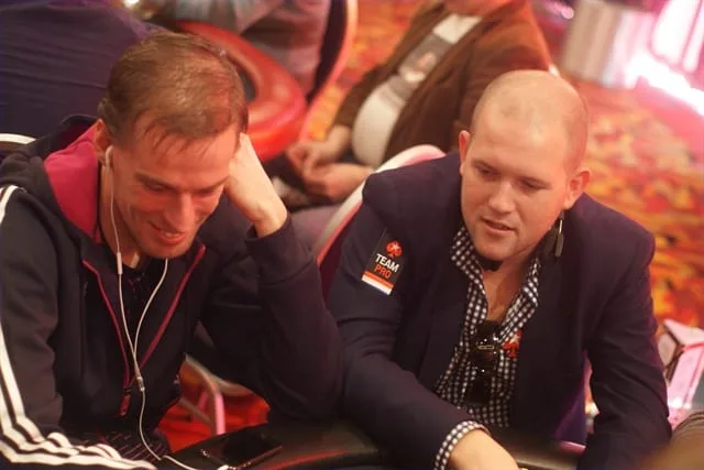 Tobias en Pieter | 2011/01 - Dom Classics - 1500eu NLHE Main Event