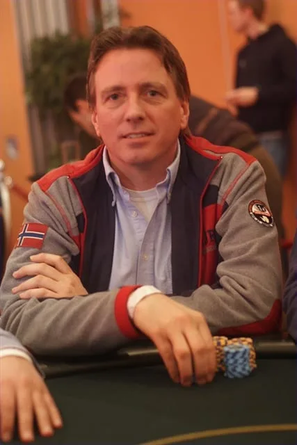 Louis N. | 2011/01 - Dom Classics - 1500eu NLHE Main Event