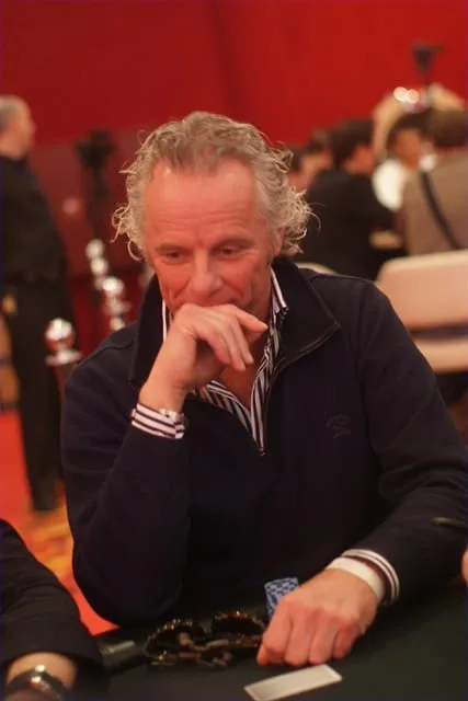 Willem de Jong | 2011/01 - Dom Classics - 1500eu NLHE Main Event