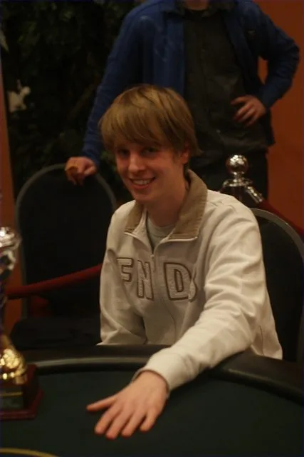 © 2026 Pokercity | Frank Stonemoutain | 2011/01 - Dom Classics - 300eu NLHE FO Frank Stonemoutain | 2011/01 - Dom Classics - 300eu NLHE FO
