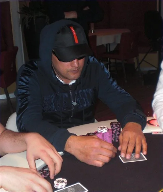 Erik Eskens | 2011/04 - VIP Days Venlo F.O. Edition - 1000 eu NLFO Main Event