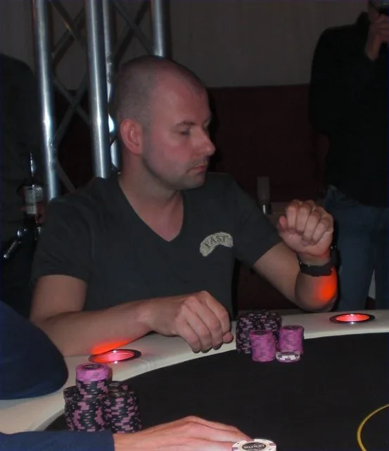 Dennis van Menten | 2011/04 - VIP Days Venlo F.O. Edition - 1000 eu NLFO Main Event