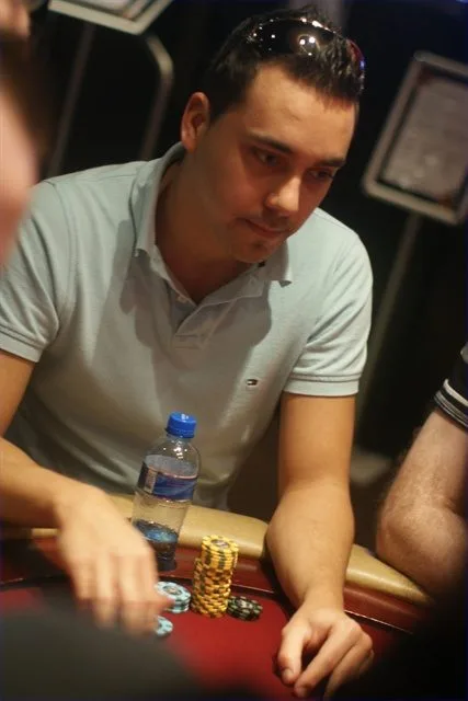 © 2026 Pokercity | Gerard van Veen | 2011/04 - Rotterdam Easter Series of Poker - 300 eu NLHE Freeze Out Gerard van Veen | 2011/04 - Rotterdam Easter Series of Poker - 300 eu NLHE Freeze Out