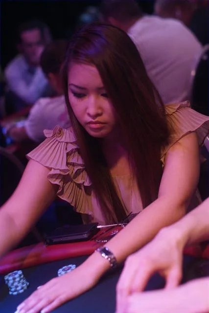 Oahn Bui | 2011/04 - Rotterdam Easter Series of Poker - 300 eu NLHE Freeze Out