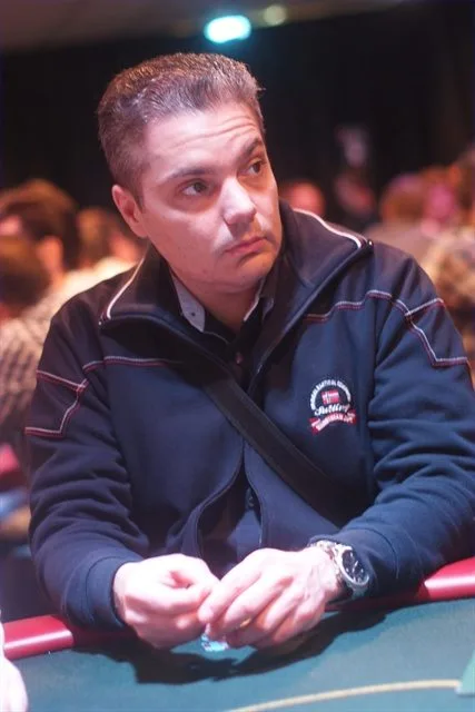 Niek Palermo | 2011/04 - Rotterdam Easter Series of Poker - 600 eu Bounty