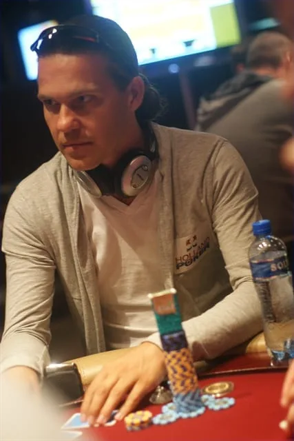 Rolf Slotboom | 2011/04 - Rotterdam Easter Series of Poker - 400 eu NLHE Freeze Out