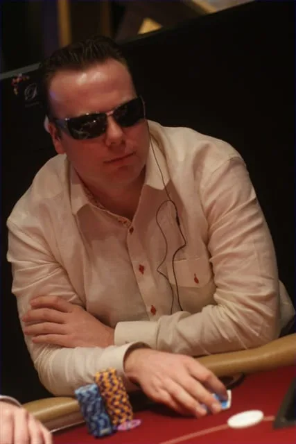 Ferry Noordlander | 2011/04 - Rotterdam Easter Series of Poker - 400 eu NLHE Freeze Out