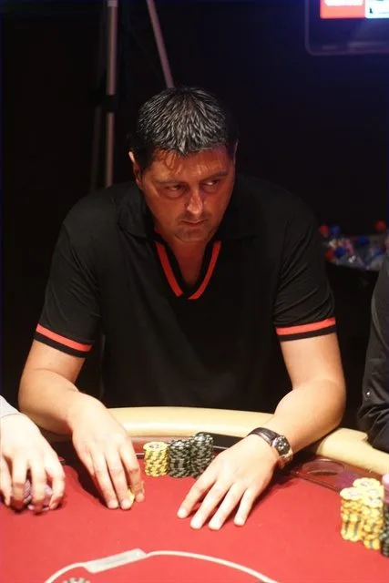 Milenko | 2011/04 - Rotterdam Easter Series of Poker - 1000 eu Main Event