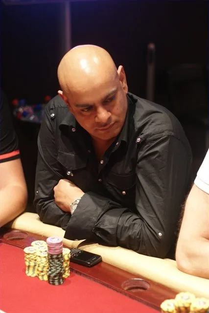 Piergolam | 2011/04 - Rotterdam Easter Series of Poker - 1000 eu Main Event