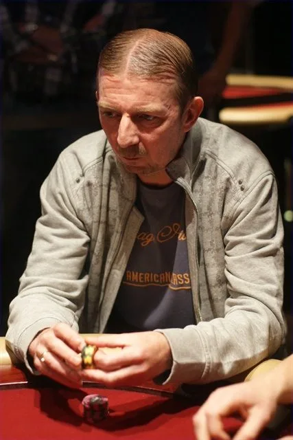 Nol Thomassen | 2011/04 - Rotterdam Easter Series of Poker - 1000 eu Main Event