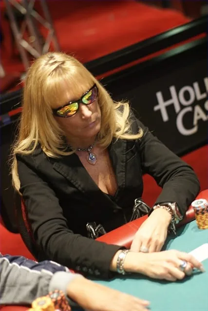 Tanja Hild | 2011/05 - Twente Classics Enschede - 1000 eu NLHE Main Event