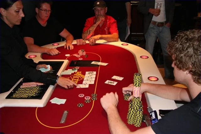 Rik Kammina | 2011/06 - Valkenburg EUregio Poker Challenge - 1000 eu NLHE Main Event